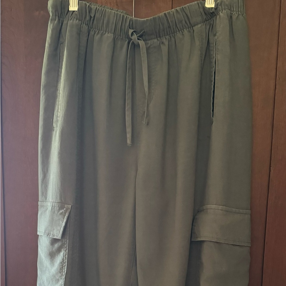 Splendid Kamryn Olive Cargo Drawstring Joggers